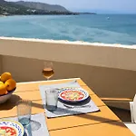 Апартаменты Aurea Collection Sea View